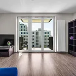 Metro Bemowo Studio - Balcony, Parking, Near Metro - By Rentujemy